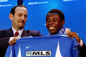 La carrière de Freddy Adu commence à Washington, à tout juste 14 ans.